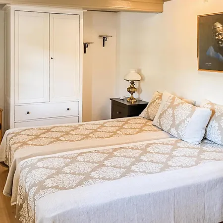 Holiday home Pet Friendly In With Wifi